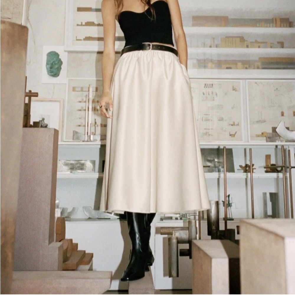 NWT MANGO Cream A-Line Heavyweight Satin Midi Skirt Size 6 BALLETCORE FORMAL